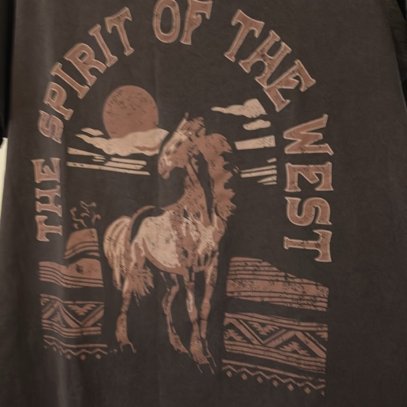 SHYANNE WM brown SHORT SLEEVE horse GRAPHIC BOYFRIEND TEE XXL plus-size - Picture 5 of 16